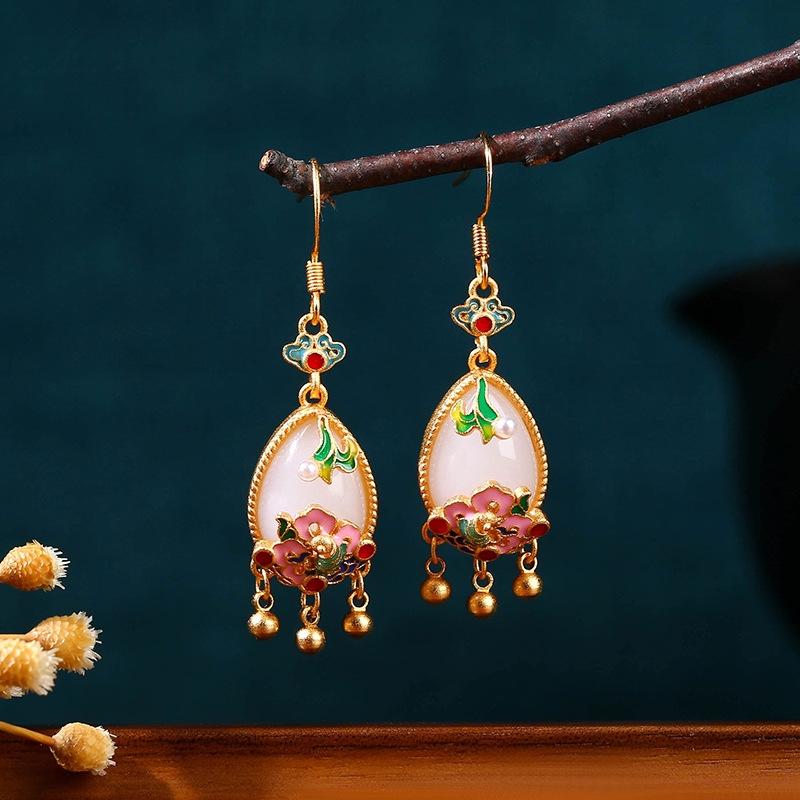Earrings - Orecchini con Fiore in Giada Naturale,