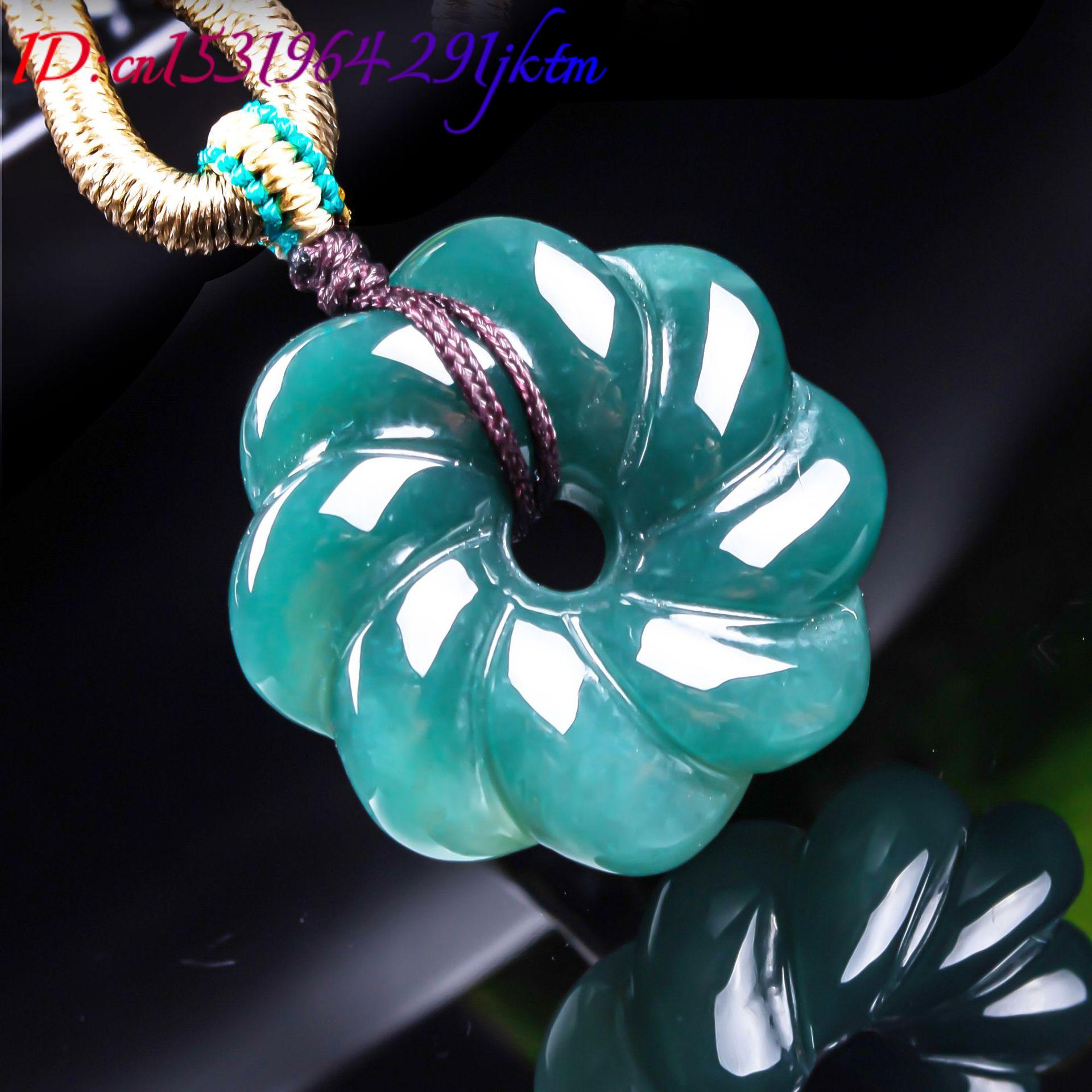 Collana con Pendente a Fiore i - Necklaces recensione e prezzo