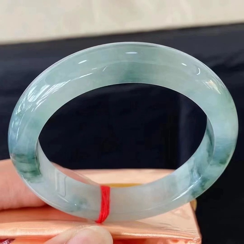 Bracciale da donna in giadeite - Bracelets recensione e prezzo