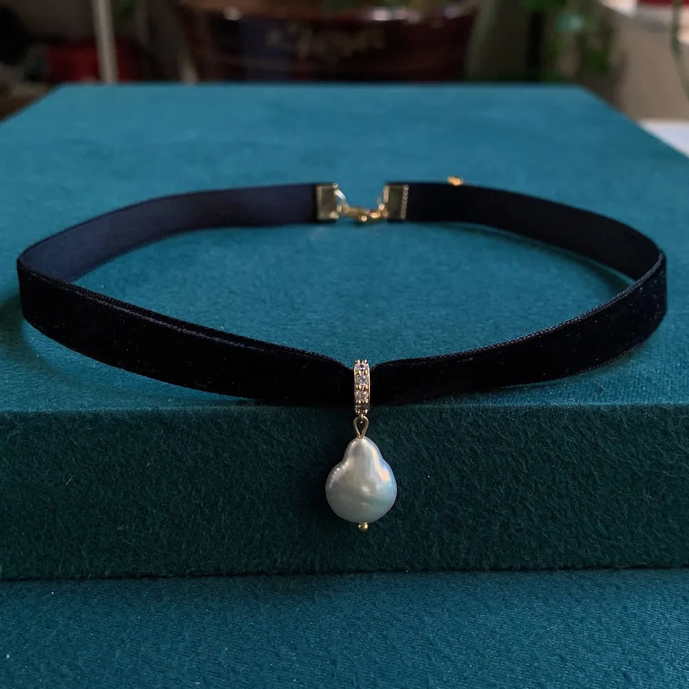 Girocollo in nastro di velluto - Pearl Choker Necklace Vintage recensione e prezzo