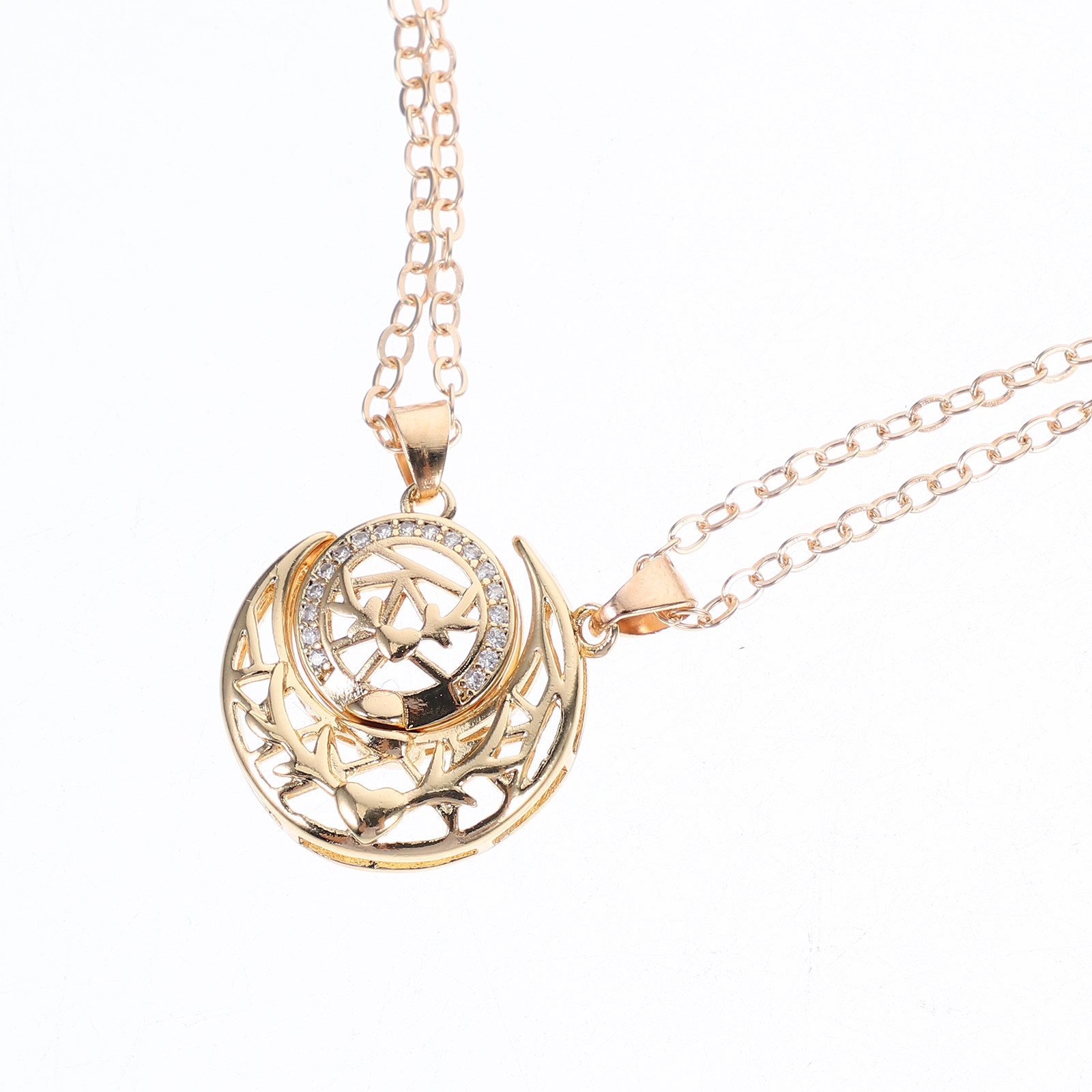 1 paio di collane Sole e Luna  - Magnetic Couple Matching Necklaces recensione e prezzo
