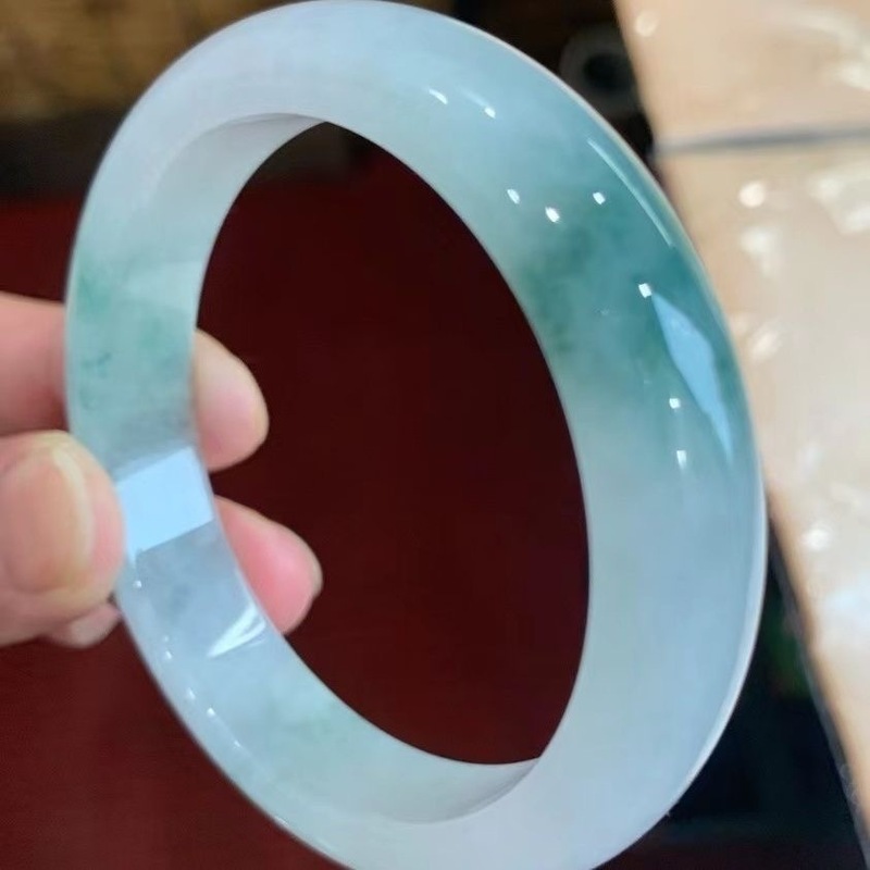 Bracciale in giadeite del Myan - Bracelets recensione e prezzo