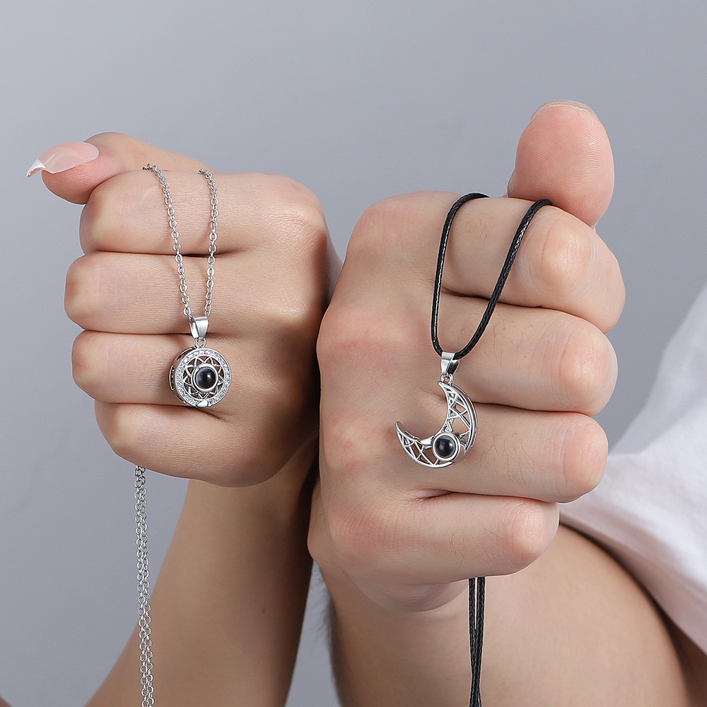 Collana magnetica abbinata per - Magnetic Couple Matching Necklaces recensione e prezzo