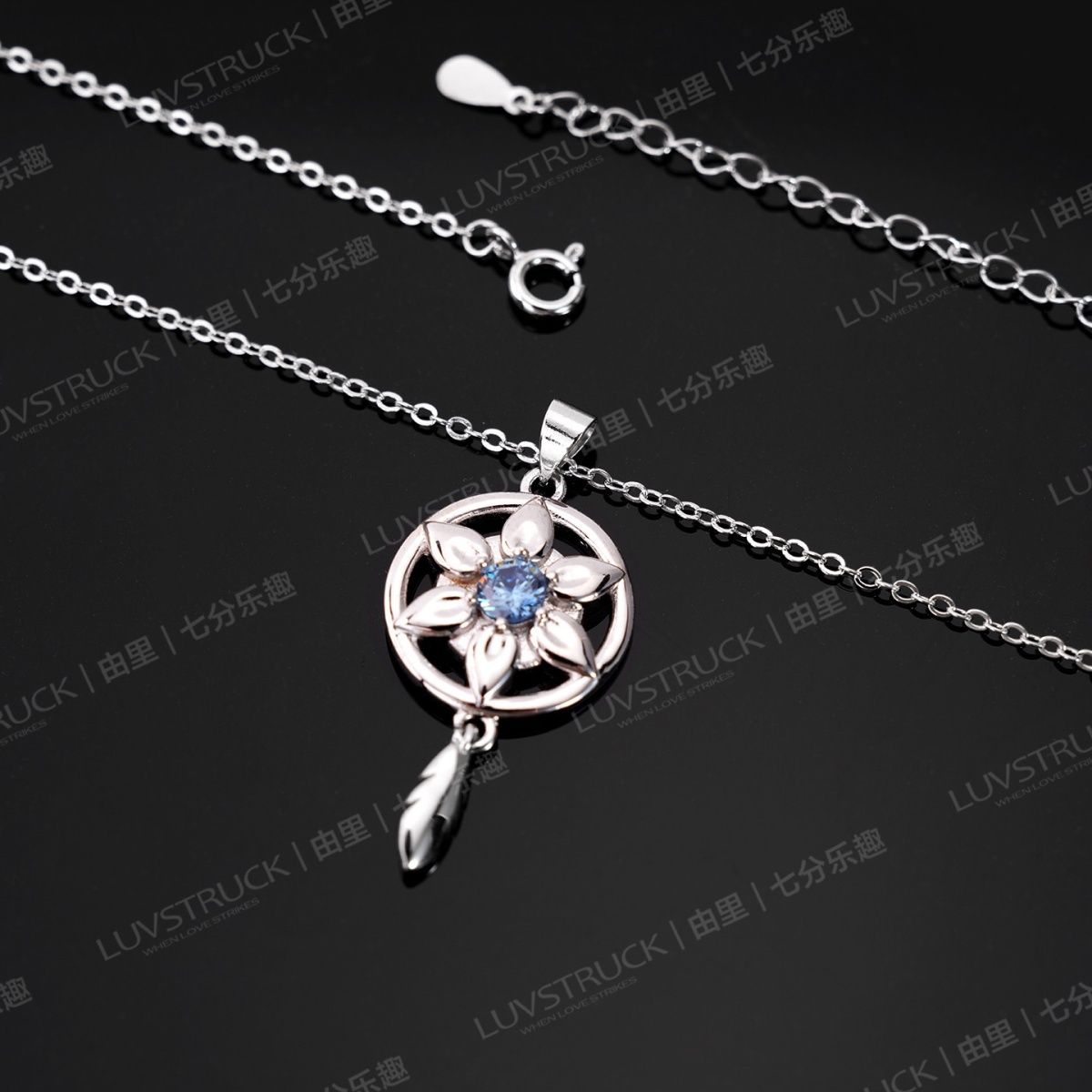 Collana con ciondolo Genshin I - Anime Pendant Necklace recensione e prezzo