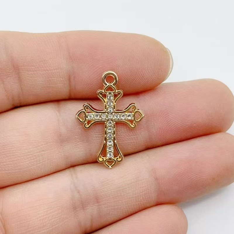 10 pz. Ciondolo a croce in leg - Cross Pendant Necklace Gold recensione e prezzo
