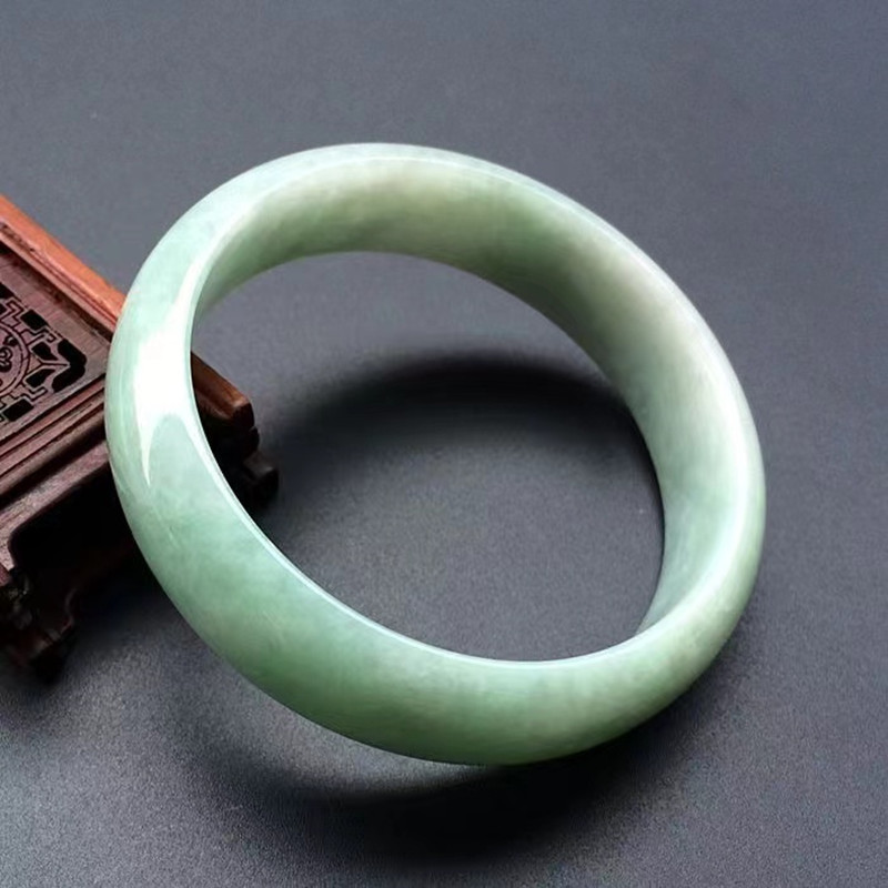 giadeite per donne, bracciale  - Bracelets recensione e prezzo