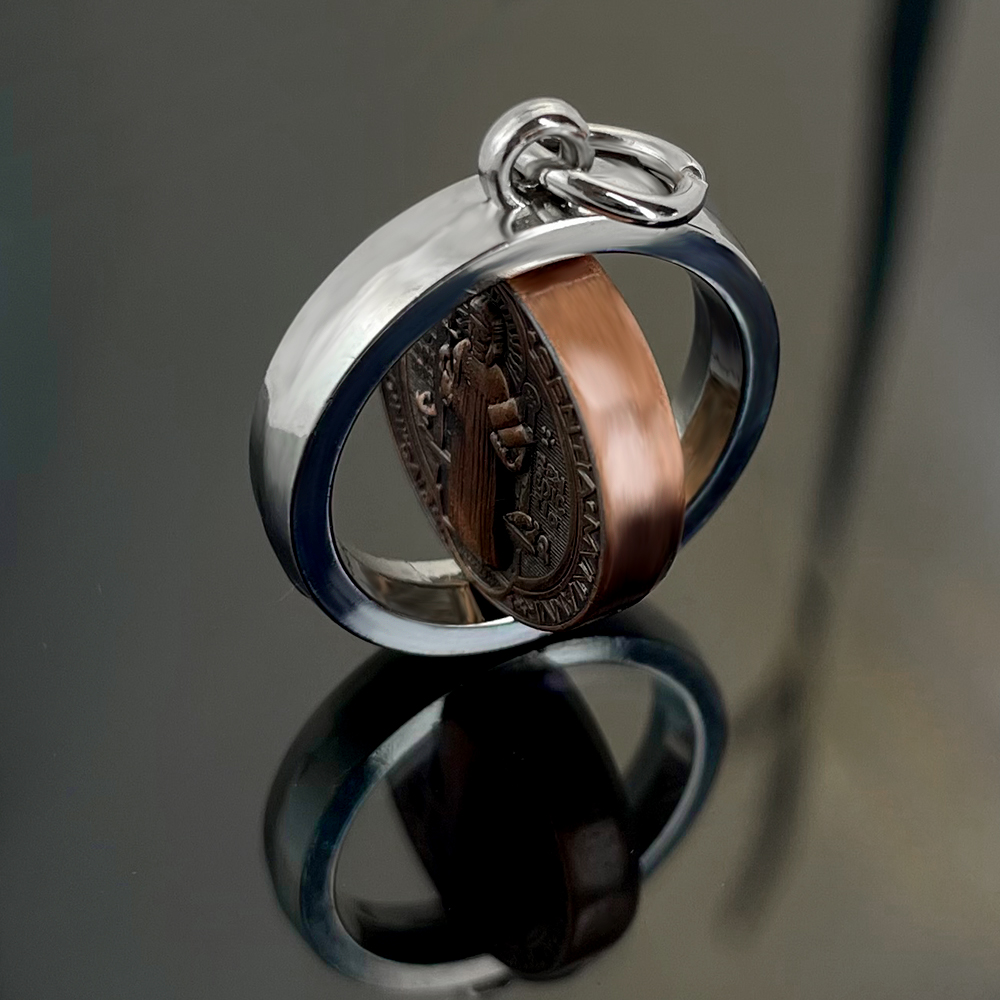 Nuova Collana con Medaglia di  - Necklaces recensione e prezzo