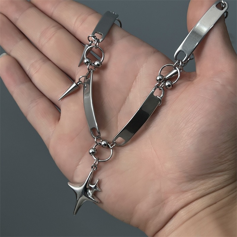Collana Choker Punk Hiphop in  - Goth Punk Spike Choker recensione e prezzo
