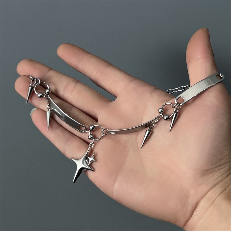 Collana Choker Punk Hiphop in  - Goth Punk Spike Choker recensione e prezzo
