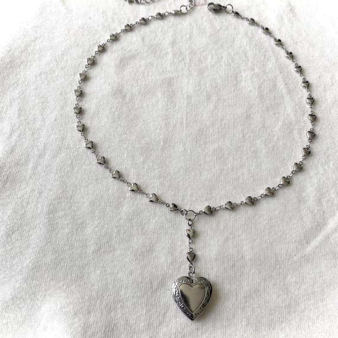 Collana a catena con rosario L - Heart Locket Necklace Photo recensione e prezzo