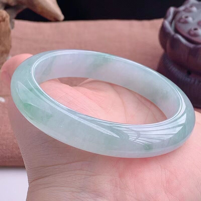 Bracciale in giadeite monocolo - Bracelets recensione e prezzo