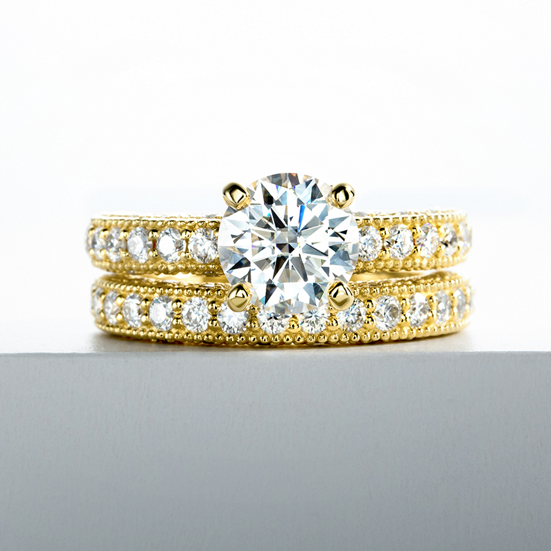 Set di Anelli per Donna in Arg - Moissanite Engagement Ring 1 Carat recensione e prezzo