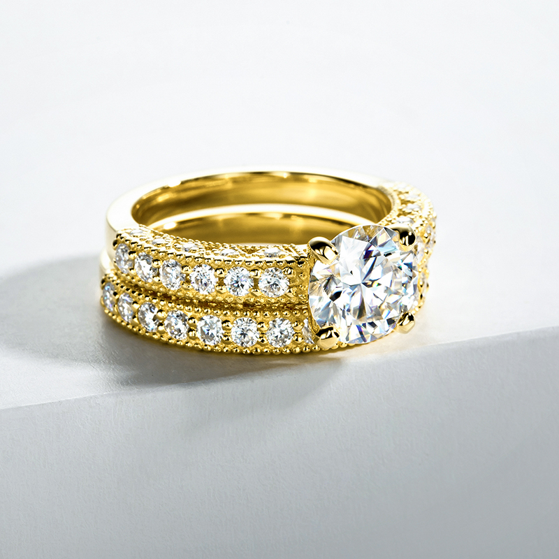 Set di Anelli per Donna in Arg - Moissanite Engagement Ring 1 Carat recensione e prezzo