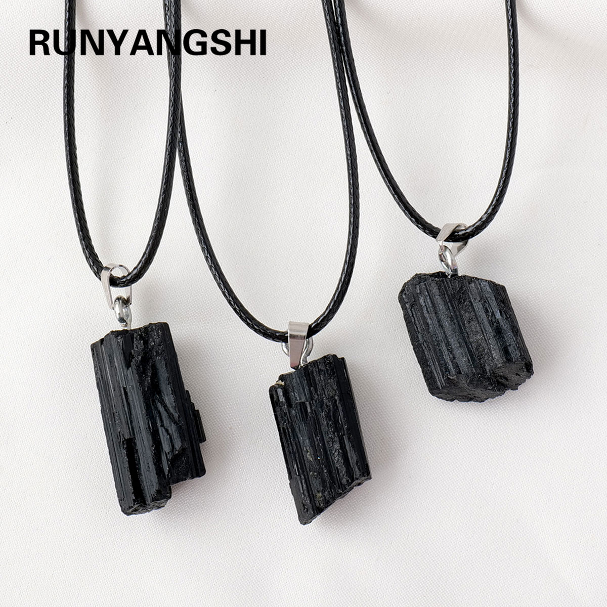 1PC cristallo naturale tormali - Crystal Pendant Necklace Natural Stone recensione e prezzo