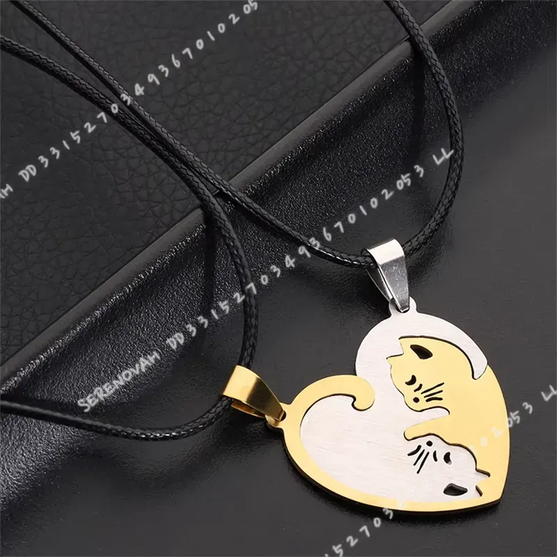 1 Paio di Creativi e Simpatici - Magnetic Couple Matching Necklaces recensione e prezzo