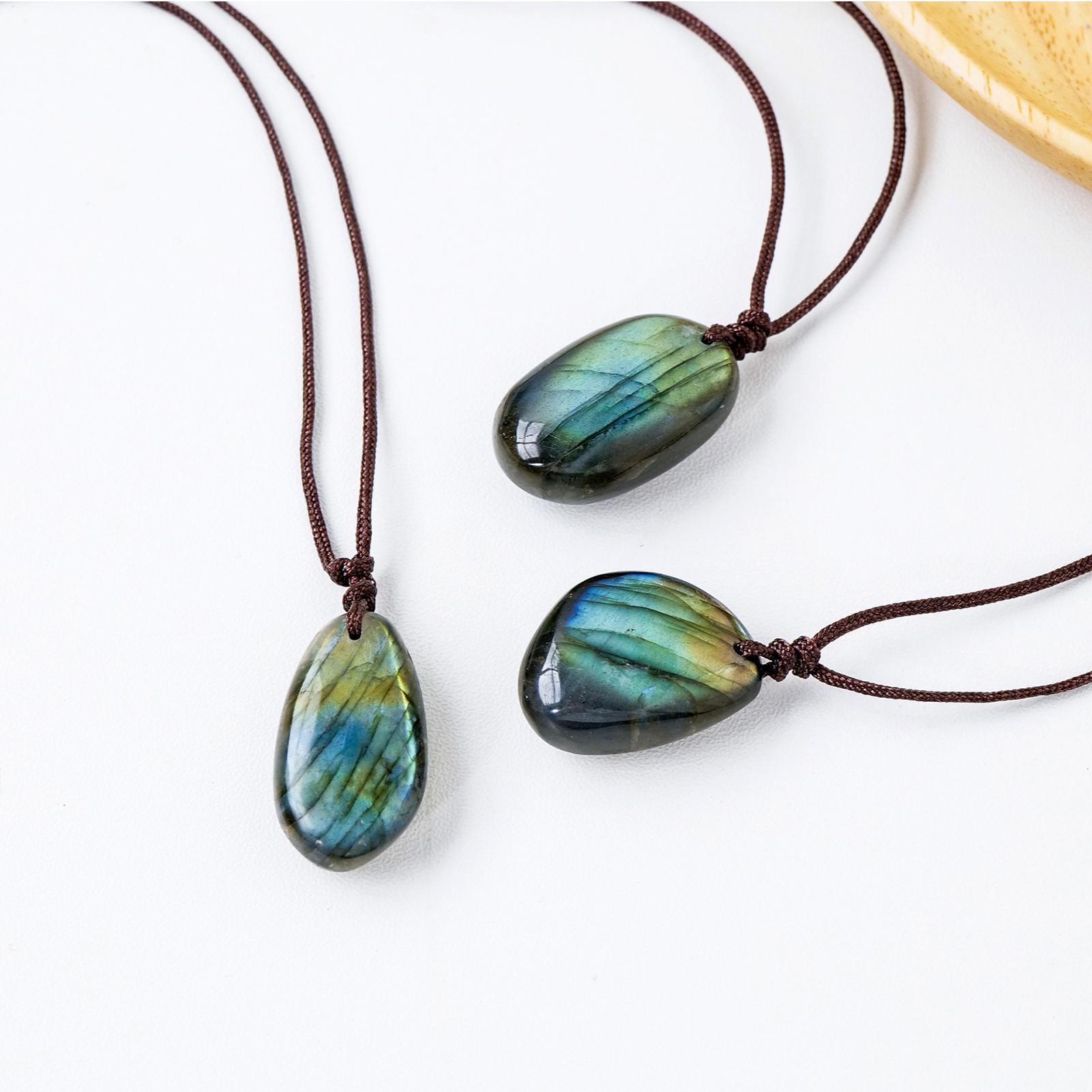 Collane con ciondolo labradori - Crystal Pendant Necklace Natural Stone recensione e prezzo