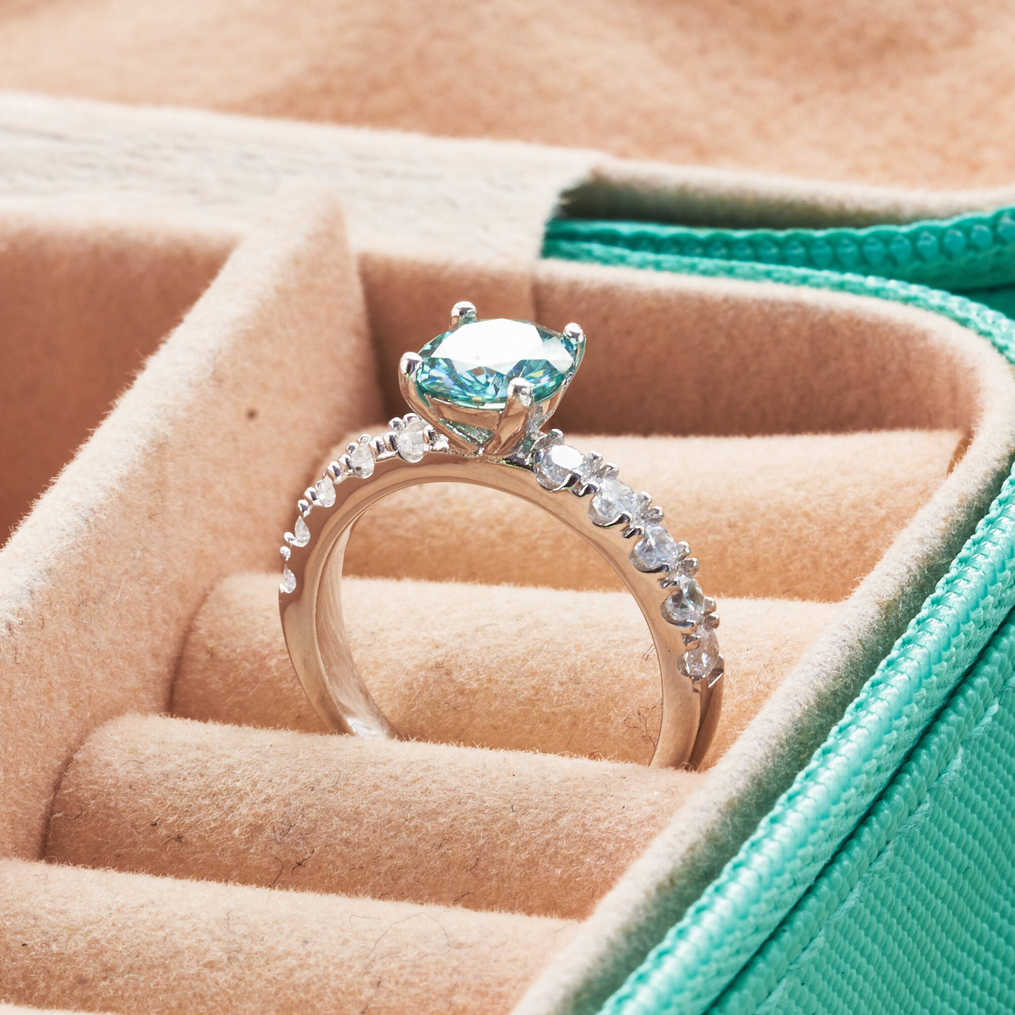 Anello Classico in Moissanite  - Moissanite Engagement Ring 1 Carat recensione e prezzo