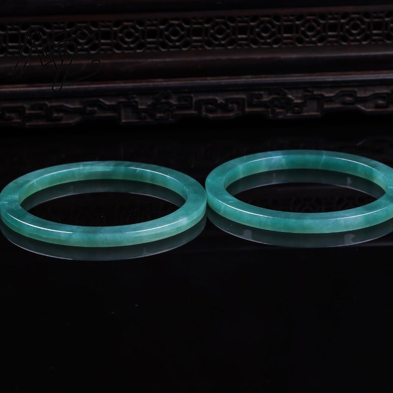 Bracciale in Giada Smeraldo Na - Bracelets recensione e prezzo