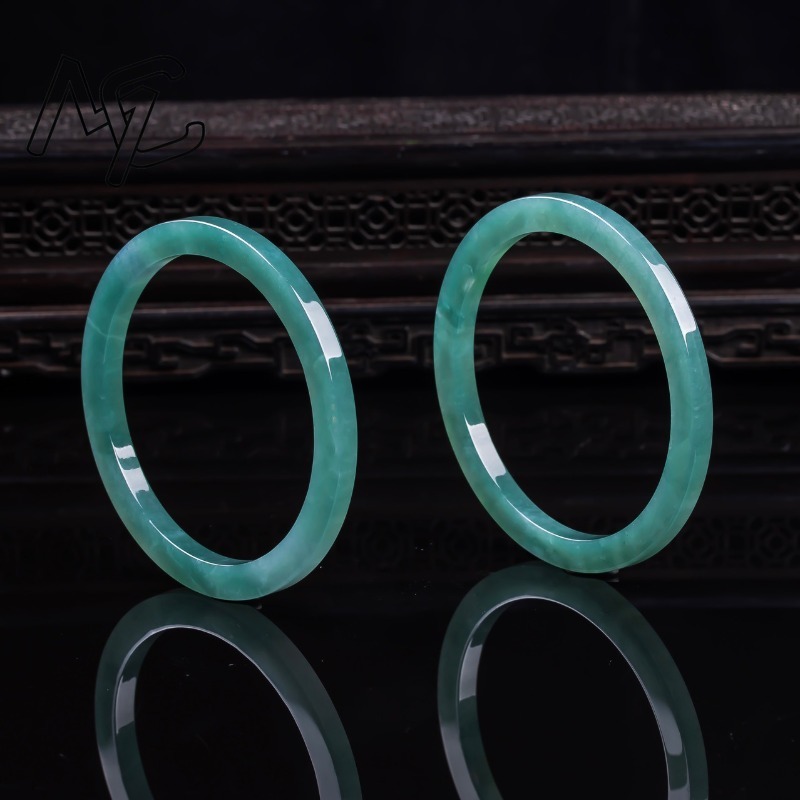 Bracciale in Giada Smeraldo Na - Bracelets recensione e prezzo